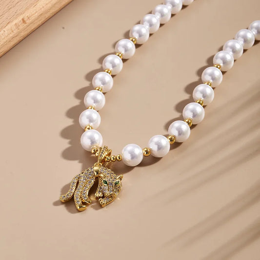 Fashionable Heart Leopard Pearl Necklace Handmade Polished Embedded Copper Lobster Clasp Zircon Stone