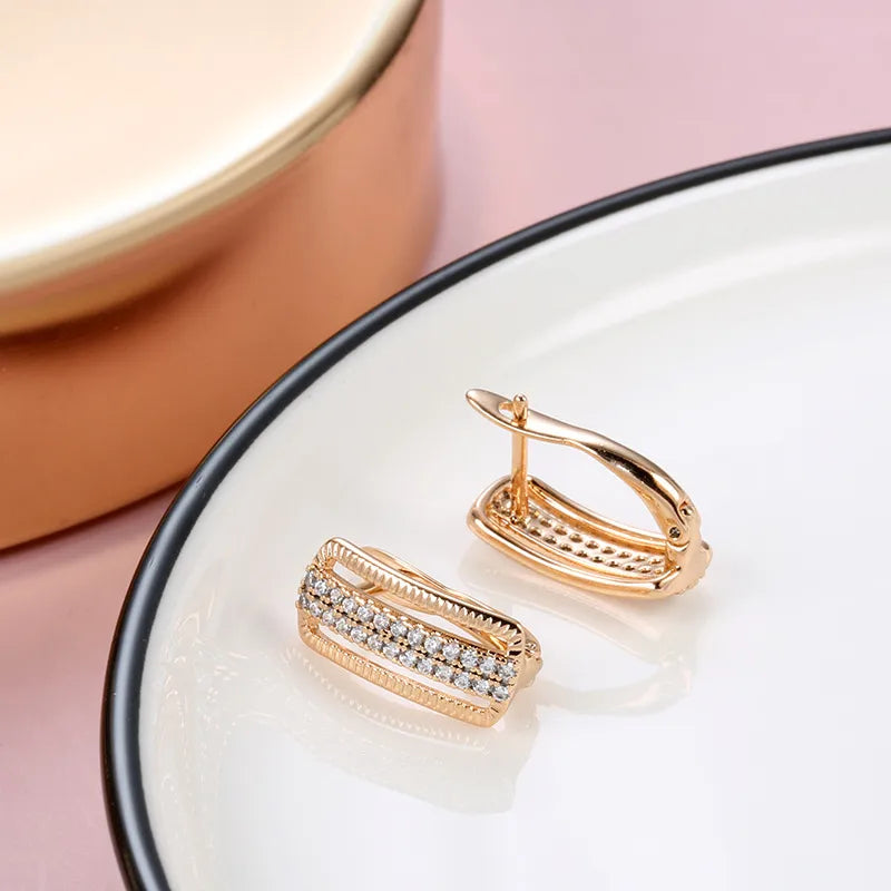 Fashionable Hollow Out Dual Row Diamond Clasp Earrings Women's Copper Plated Real Gold Micro Paved Zirconia Studs Geometric Pattern