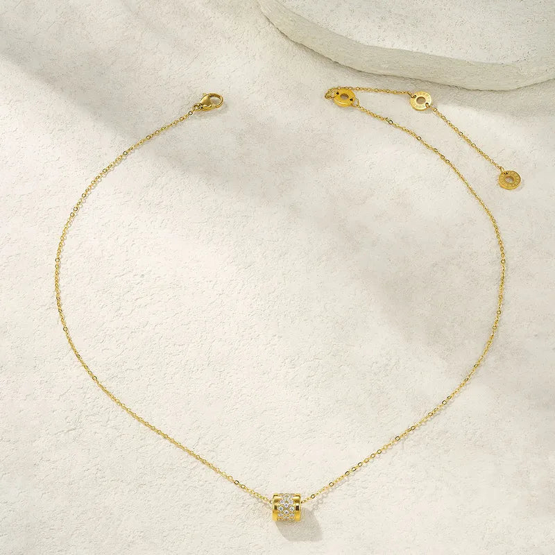 Fashionable Luxury Column Pendant Clavicle Chain Women's Necklace Geometric Pattern 304 Stainless Steel Gold Plated Jewelry
