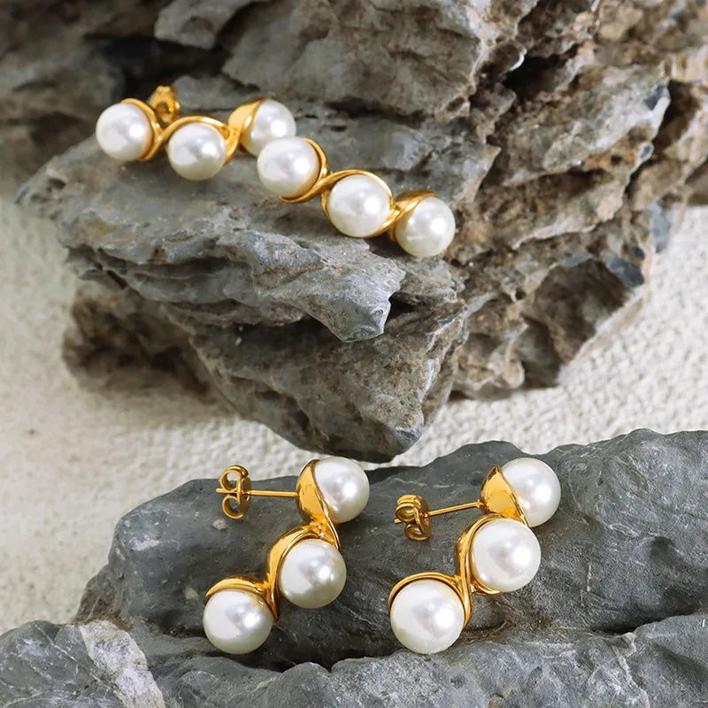 Fashionable Romantic C-Shaped Plastic Beads Earrings Pair For Ladies To Wear On Weekends Or Casual Occasions Elegant Cute Sweet Simple Style