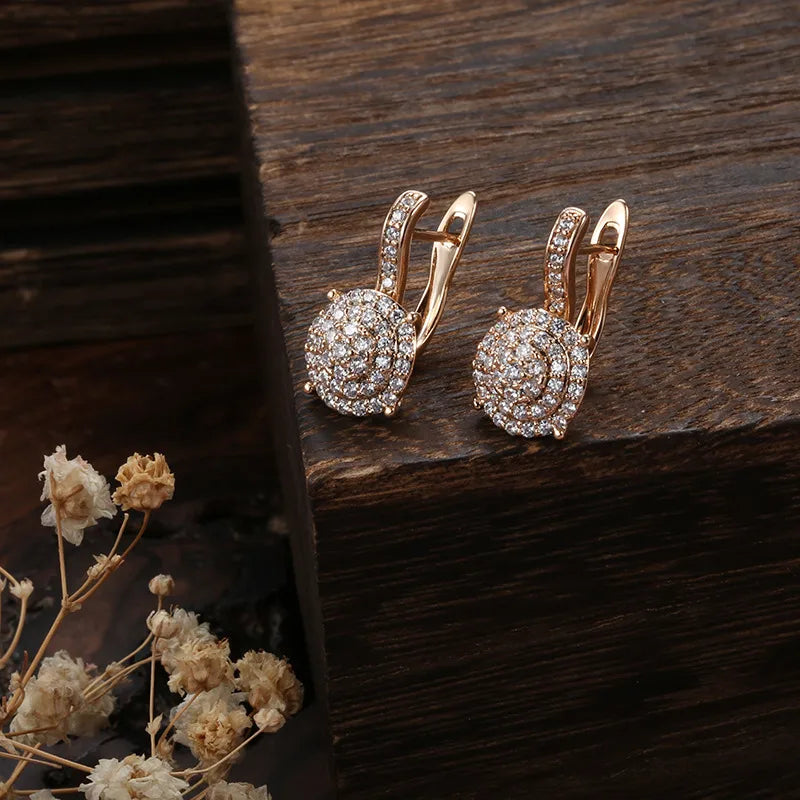 Fashionable Simplicity Zircon Earrings Women Elegant Starry Sky Design Jewelry Clip On Earrings Luxury Style Geometric Pattern