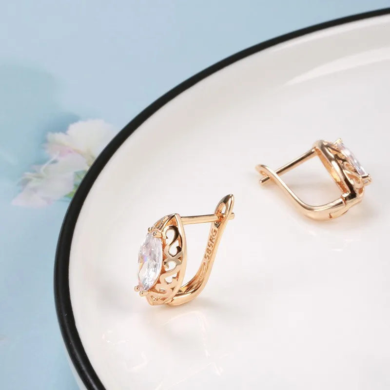 Fashionable Versatile Commute Waterdrop Shaped Irregular Plated Copper Earrings Luxury Feelings Geometric Patterned Stud Earrings