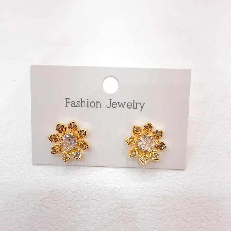 Flower Shaped Micro-Paved Zircon Earrings Women's Fashion Jewelry Copper Material Polished Surface Daily Wear Four Seasons Universal