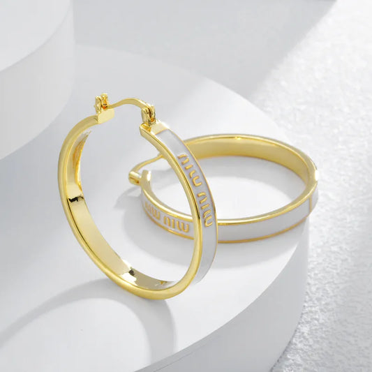 French Vintage Distinctive Oil Drop Ring Ear Buckle Light Luxury High-end Sense Earrings Elegant Fashion Niche Design Sense Earrings