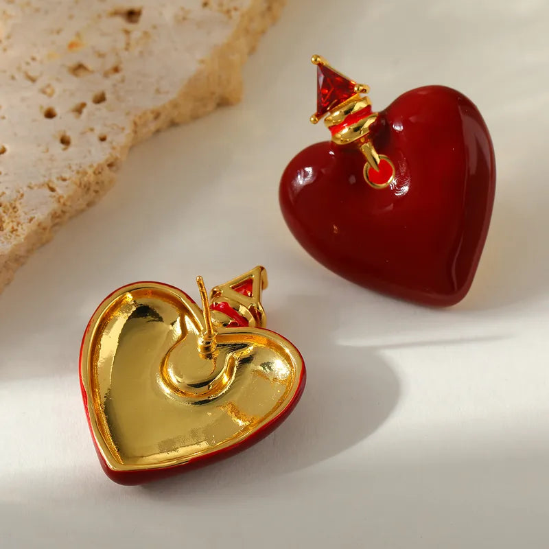 Fresh Cute Copper Plated 18K Gold Heart Pendant Earrings Fashionable Casual Artistic Street Style For Party Date Selfie Holiday