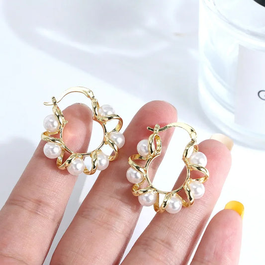 Geometric Pearl Earrings Elegant Minimalist Style Hoop Earrings 18K Gold Plated Copper Artificial Pearl Ear Jewelry