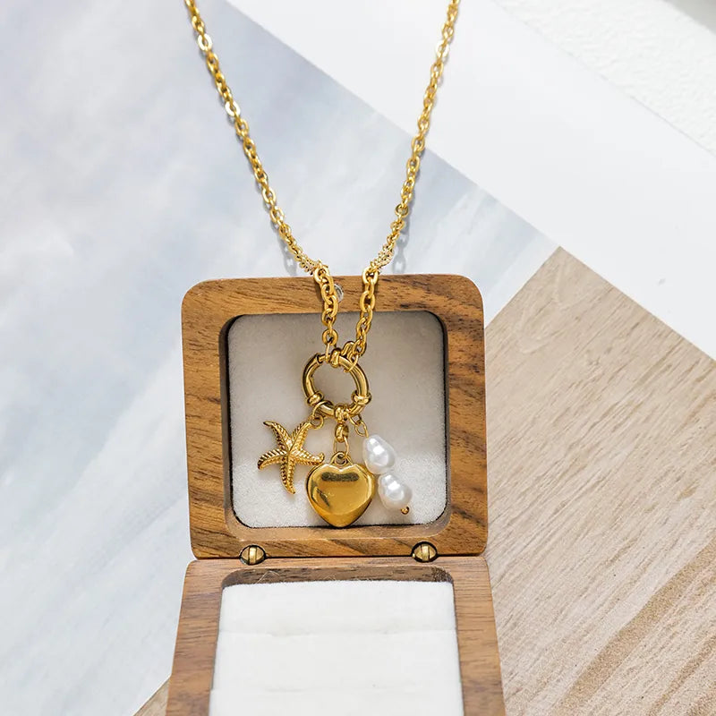 Gold Plated Stainless Steel Heart Pendant Necklace Multi-Piece Casual Holiday Beach Style Lobster Clasp Cable Chain Jewelry