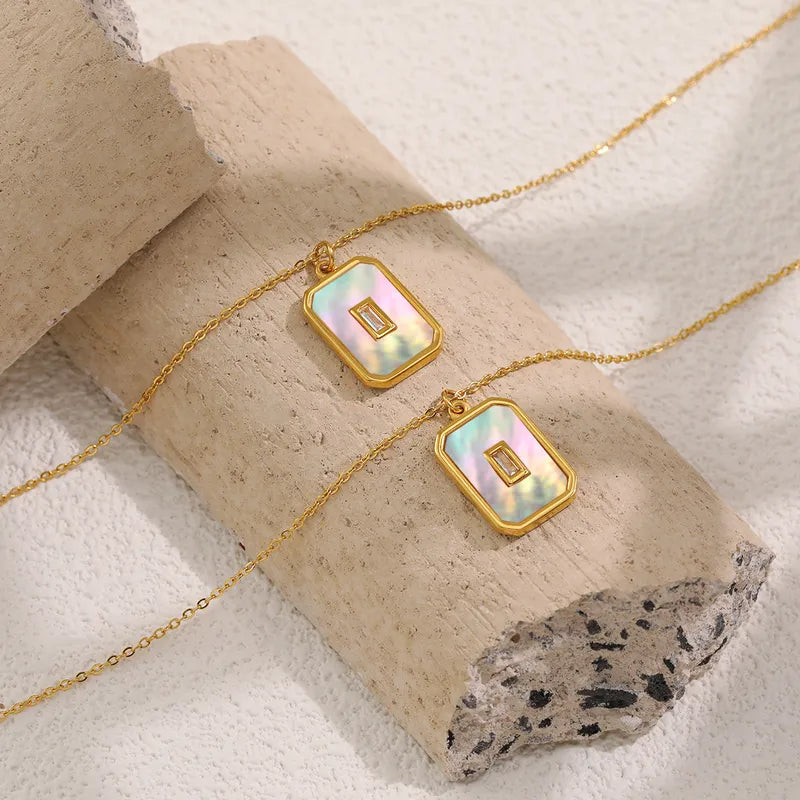 Golden Titanium Steel Square Shell Pendant Necklace Fashionable Clavicle Chain Retro Ins Style Women's Jewelry