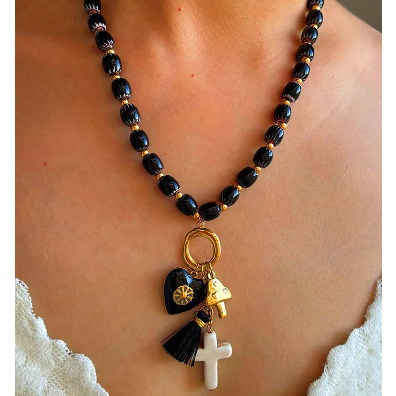 Gothic Punk Style Stainless Steel Black Glass Bead Heart Cross Pendant 18K Gold Waterproof Non-fading Women Cool Spicy Lockbone Necklace