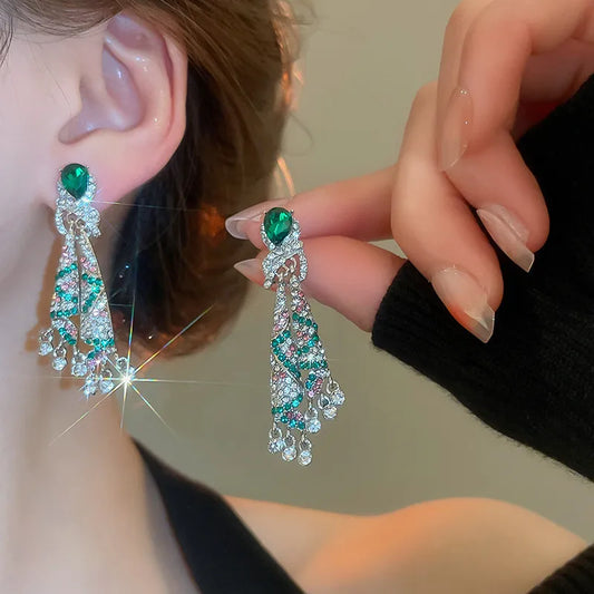 Green Zircon Flower Geometric Earrings Versatile Luxury Sensation French Vintage Style Four-sided Oval Shaped Women's Jewelry
