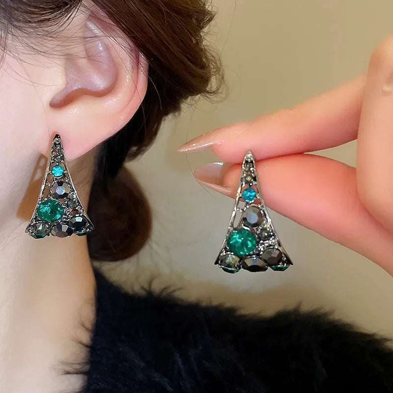 Green Zircon Flower Geometric Earrings Versatile Luxury Sensation French Vintage Style Four-sided Oval Shaped Women's Jewelry