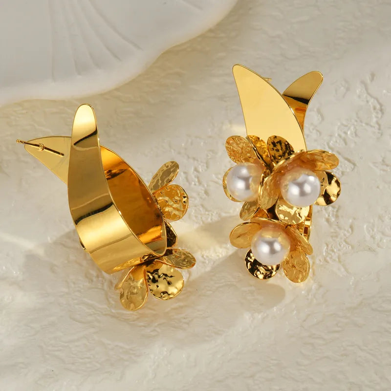 High Polished Gold Plated Stainless Steel Pearl Earrings Women's Floral Pearl Earrings
