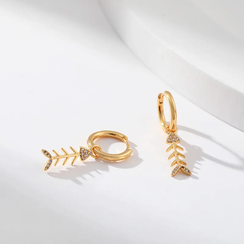 Hot Selling Mermaid Tail Ear Clip Suit Ins Style Creative Design Whale Clavicle Chain Earrings Wholesale