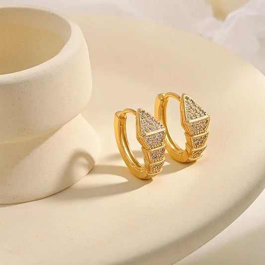 Hot Selling Niche Personality Temperament Earrings Ear Hoops Copper Plated 18K Gold Micro Inlaid Zircon Star Pearl Double Layer Geometric Personality Stud Earrings Jewelry