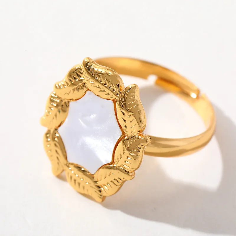 Ion Plating (IP) Real Gold Plated 18K Gold Geometric Flower 304 Stainless Steel Cute Basic Simple Style Waterproof Non Tarnish Rings