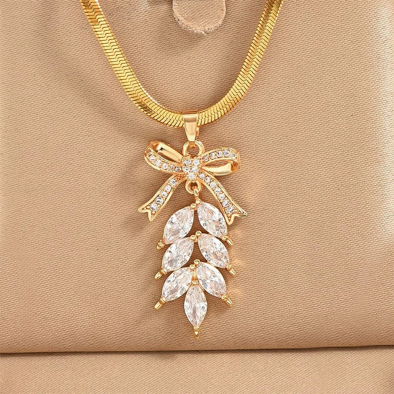 Light Luxury Bow Necklace New Hot Snake Bone Chain Wheat Spike Tassel Collarbone Chain Women's High-end Internet Celebrity Neck Chain