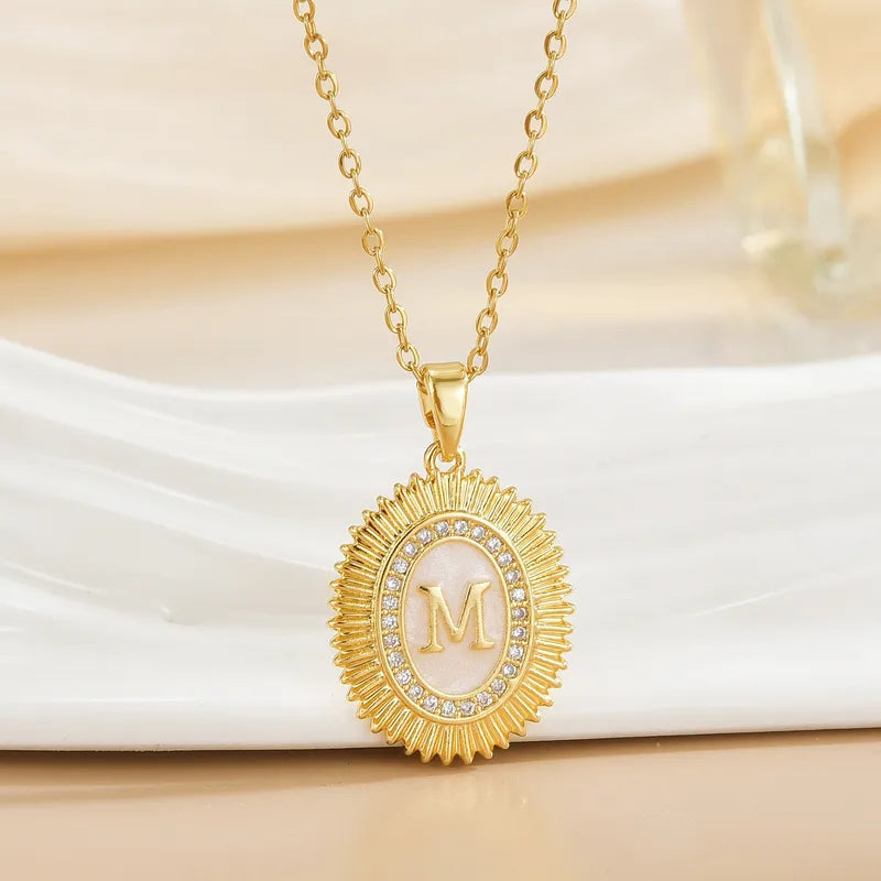 Luxurious French Style 18K Gold White Mother Of Pearl Letter Pattern Clavicle Chain Necklace With Micro-Set Zirconia For Women