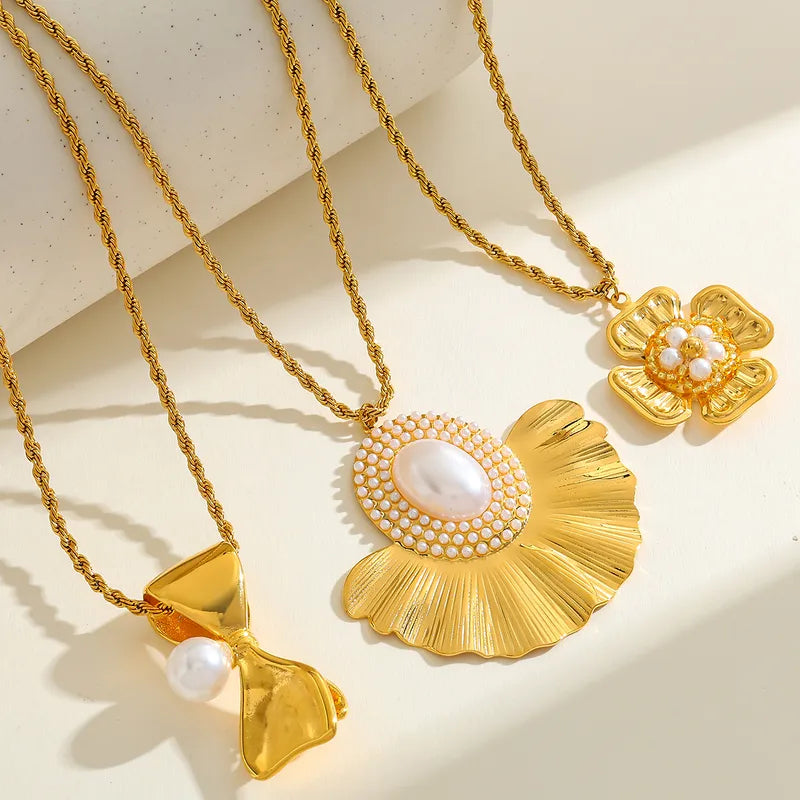 Luxurious Gold Plated Stainless Steel Pearl Embedded Butterfly Knot Pendant Necklace Casual Romantic Commute Style For Women