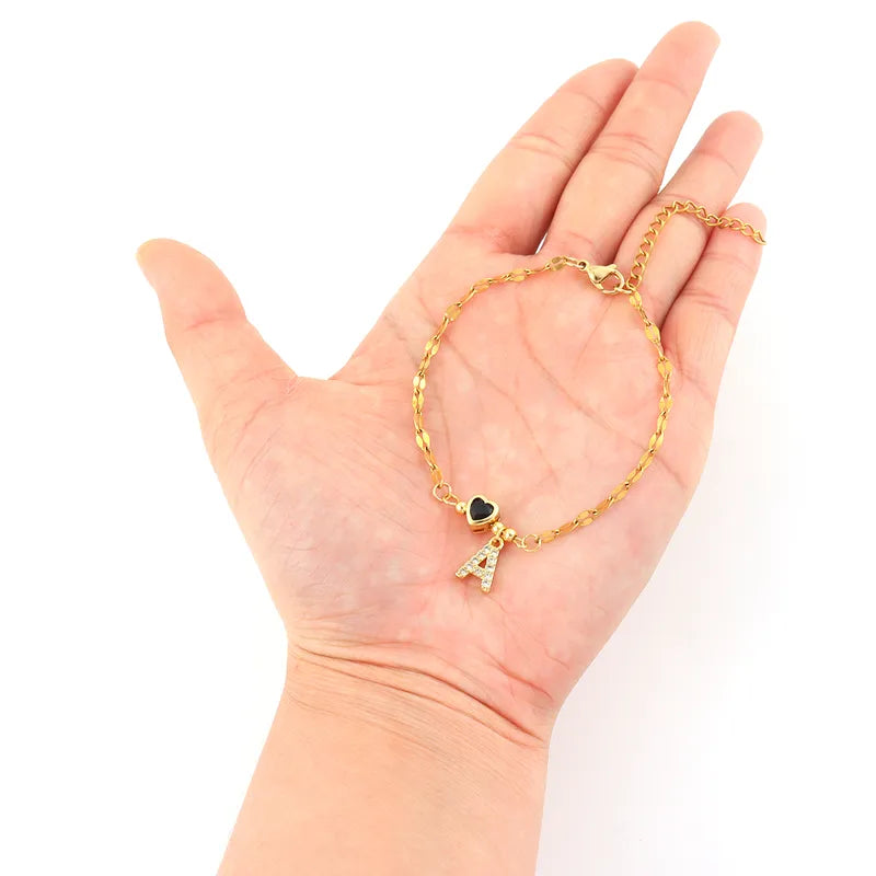 Minimalist Black Heart-Shaped Micro-Paved Zircon Initial Letter 18K Gold Plated 201 Stainless Steel Lip Chain Women's Bracelet