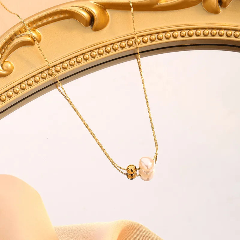 Minimalist Fashion Pearl Imitation Stainless Steel Necklace Luxury Sensation Summer Geometric Pattern Titanium Steel