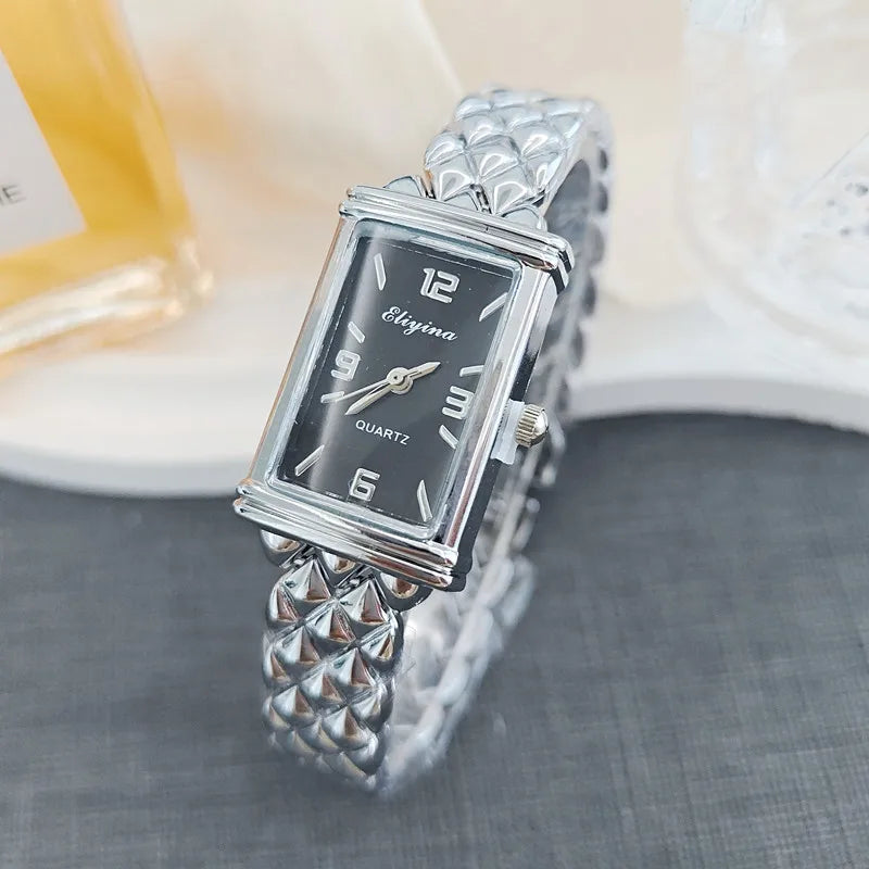 New Fashionable Ladies Quartz Watch Rectangle Design Bracelet Style High Aesthetic Value Alloy Strap Pointer Display Single Fold Clasp