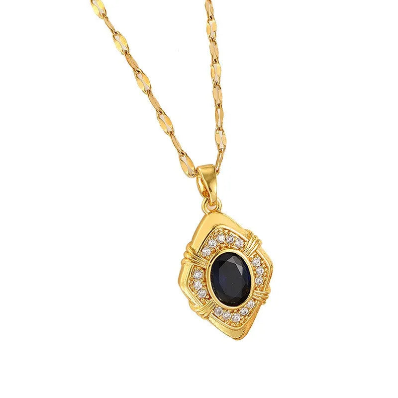 New Royal Gemstone Vintage Pendant Necklace High-End Elegant Niche Design Light Luxury Collarbone Chain Trend