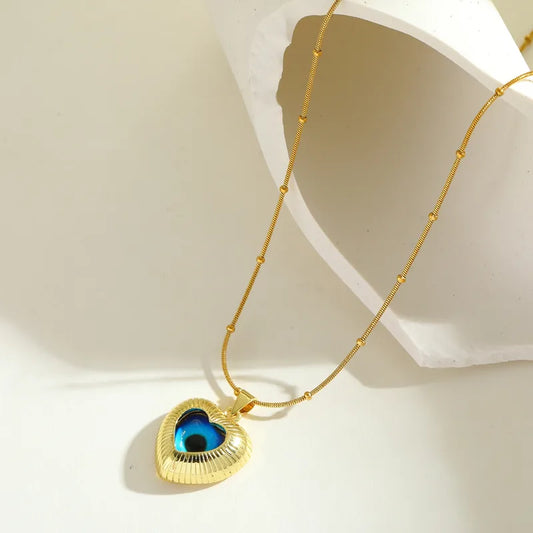 Retro Exaggerated 18K Gold Plated Stainless Steel Pearl Embedded Heart Pendant Necklace Women Casual Daily Date Selfie Gift