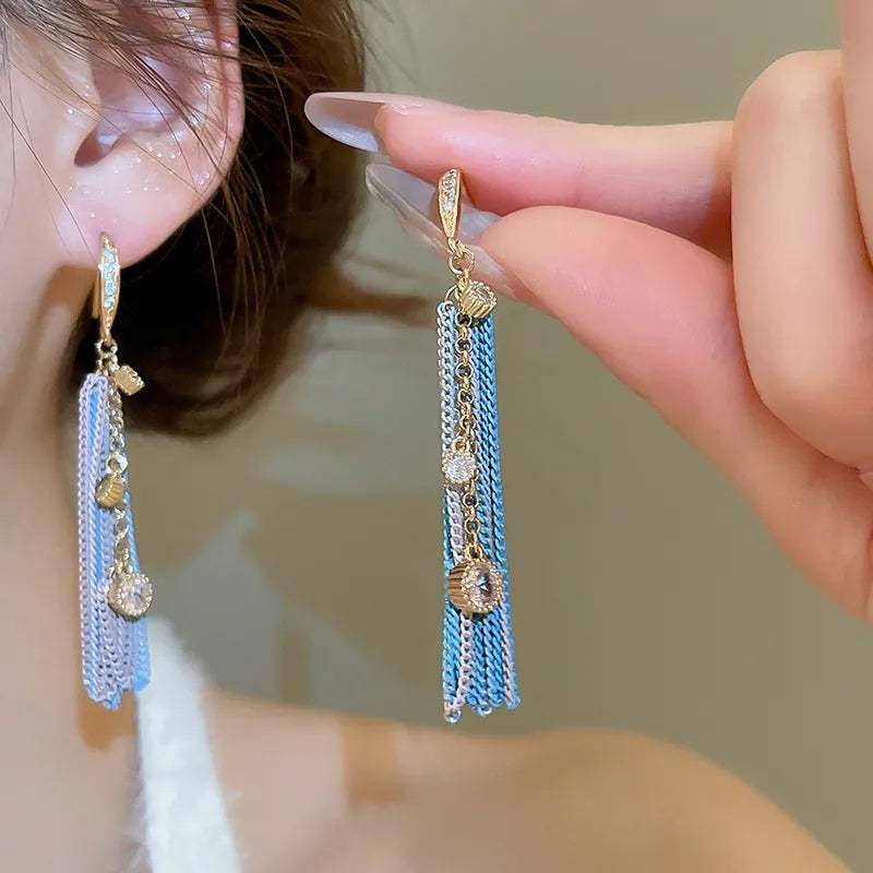 Retro Fringed Earrings With Zircon Chain Fashionable Personality Jewelry Design For Office And Parties