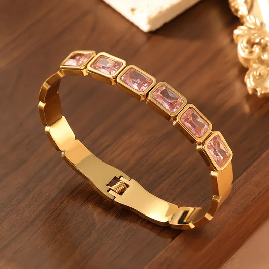 Retro Plated Titanium Steel 18K Gold Square Color Diamond Women's Buckle Design Stainless Steel Bracelet Fashion Jewelry