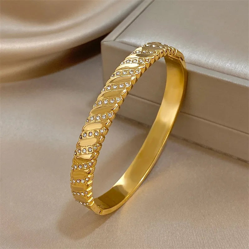 Retro Woven Texture Titanium Steel Bracelet High-End Geometric Parallel Bricklaying Stainless Steel Jewelry Accessory