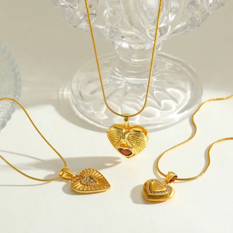 Romantic Luxury 18K Gold Plated Stainless Steel Zircon Heart Pendant Necklace Casual Elegant Cute Simple Design Lobster Clasp