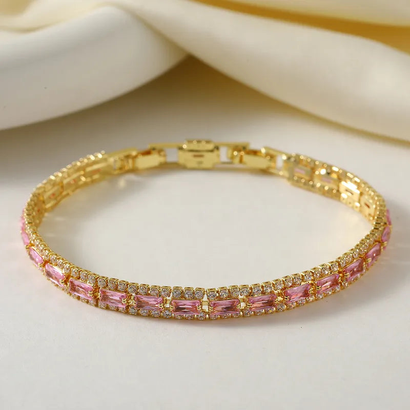 Romantic Luxury Copper Plated 14K Gold Embedded Zircon Heart Full Diamond Bracelet Elegant Sexy Sparkling Alluring Chain Accessory