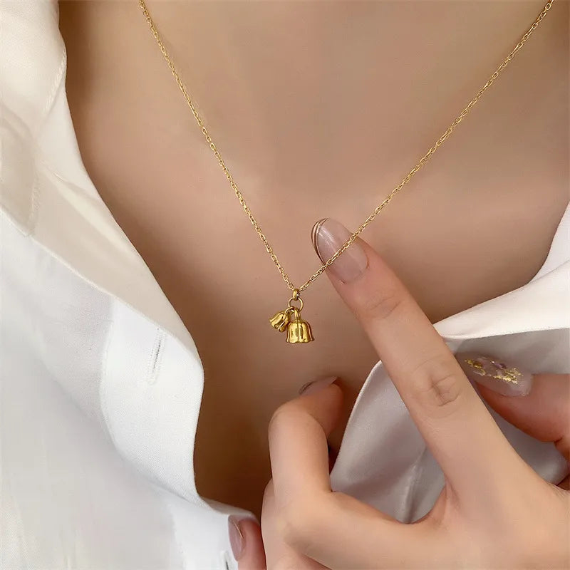 Simple Golden Bean Necklace Women's Style Titanium Steel Bohemian Pattern Luxury Design Sensation Lightweight Pendant Accessory