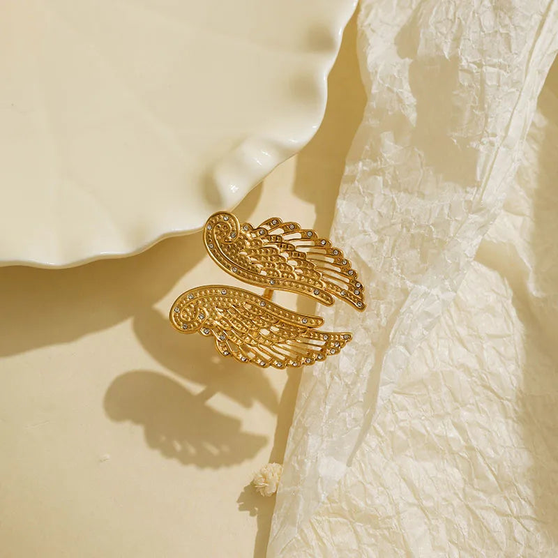 Stainless Steel Electroplated Wing Ring With Diamond Points Unisex Casual Modern Style Jewelry Accessory For All Seasons