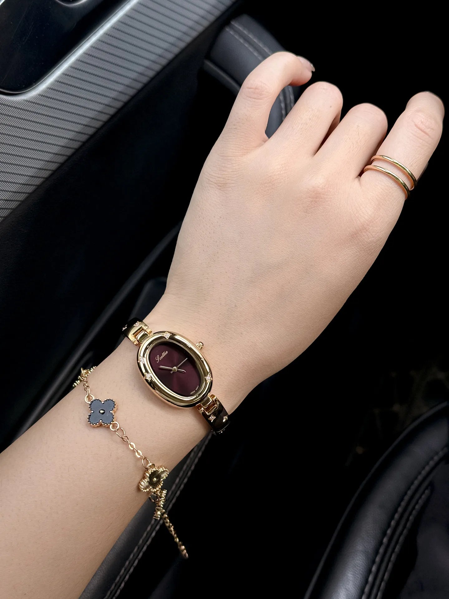 Stylish Quartz Women's Watch With Oval Bath Bracelet Simple Luxury Gold Handbag Poetic Gaudi Elegant Timepiece For Ladies