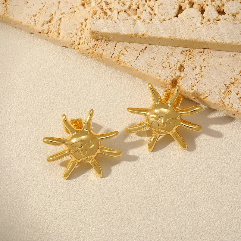 Sun Shaped Copper Plated Irregular Design Earrings Fashionable Vintage Style Women's Gold Tone Ear Jewelry For Casual Holiday And Festival