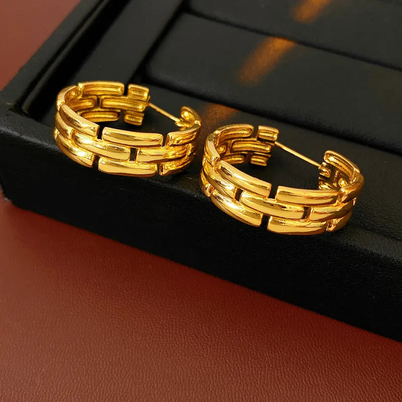 True Gold Plated Cross Splicing Round Earring Fashion Minimalist Cold Style Earrings Elegant Small Audience High-End Feeling Ear Jewelry