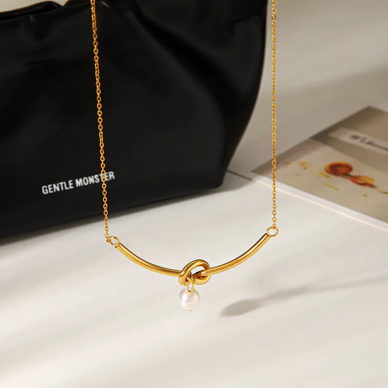 Vacuum Electroplated 304 Stainless Steel Knot Pearl Pendant Necklace 18K Gold Plated Women's Collarbone Chain Handmade Chain