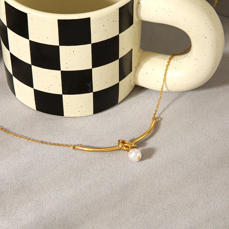 Vacuum Electroplated 304 Stainless Steel Knot Pearl Pendant Necklace 18K Gold Plated Women's Collarbone Chain Handmade Chain
