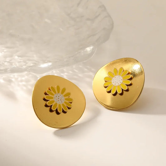 Vacuum Electroplating (In Furnace) Plated 18K Real Gold 304 Stainless Steel Oval Chrysanthemum Women's Suitable Gold Earrings