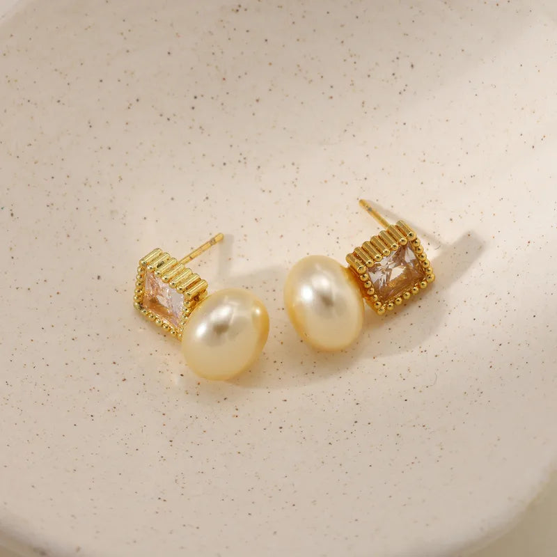 Vacuum Electroplating (In Furnace) Plated 18K Real Gold 304316 Stainless Steel Imitation Pearl Zircon Female Style Minimalist Style Stud Earrings