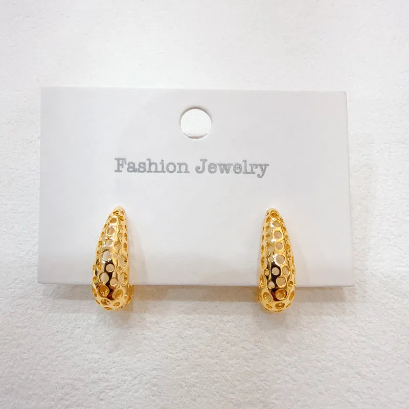 Water Plated L-Shaped Hollow Out Earrings Fashionable Women's Daily Wear Copper Post Ear Studs Leisure Style Polished Finish