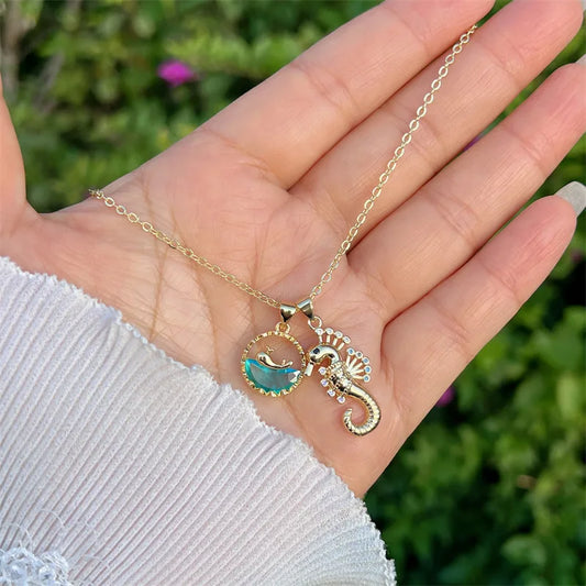 Wholesale Jewelry Retro Classic Style Hippocampus Mermaid Shell Copper Pearl Zircon 18K Gold Plated Inlay Pendant Necklace)